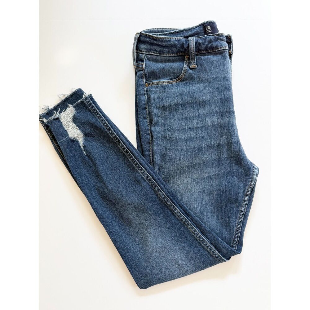 Hollister High-Rise Advanced Stretch Destructed Hem Jeggings